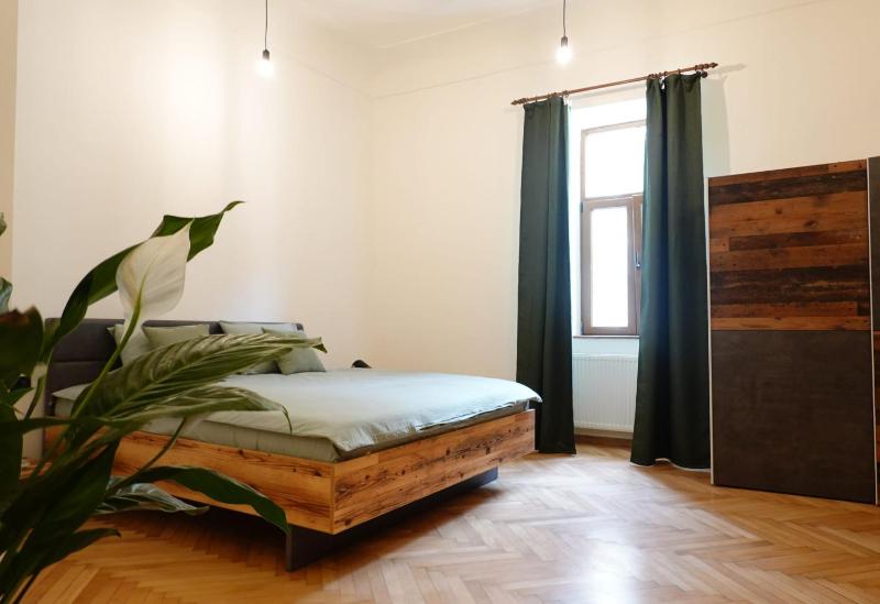 The Industrique Home - 3 Bedroom Apartment - image 16
