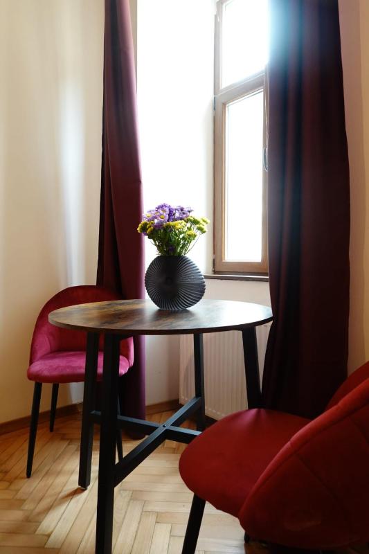 The Industrique Home - 3 Bedroom Apartment - image 14