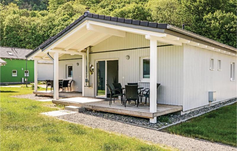 Two-Bedroom Holiday Home image 1