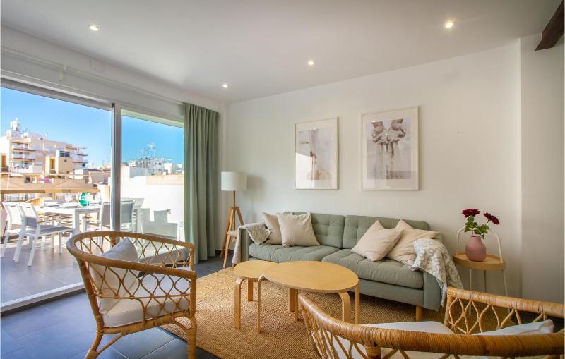 Lovely Apartment In Santa Pola With Wifi - image 1