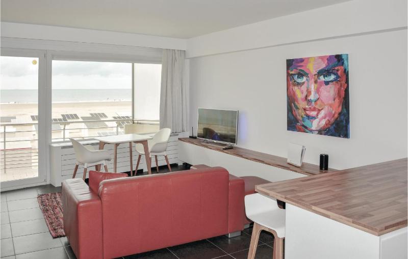 One-Bedroom Apartment image 1