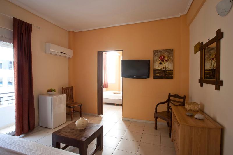 Elizabeth Hotel - image 9