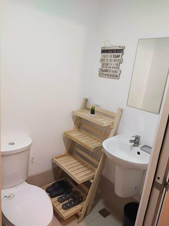 Cool Suites Tower B in Tagaytay 1 Br w/ Balcony - image 11