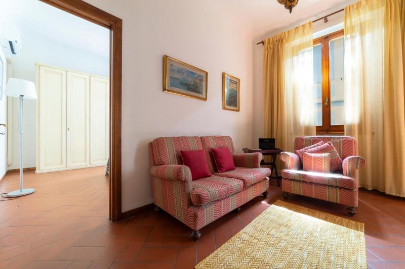 110 sqm apartment 6 sleeps in Santa Croce - image 12
