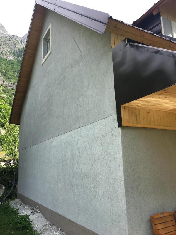 Double Room with Mountain View image 4