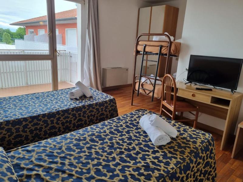 Quadruple Room image 1