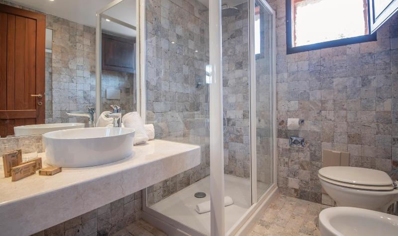 Superior Double Room with Sea View image 1