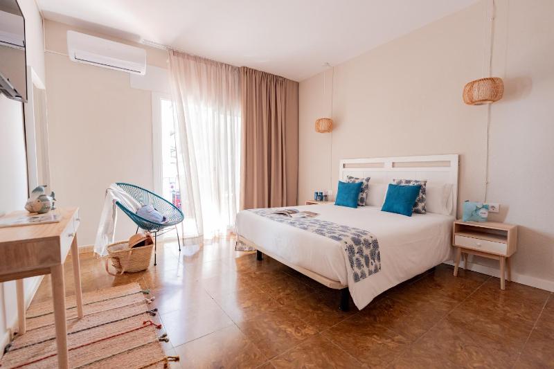Superior Double Room image 4