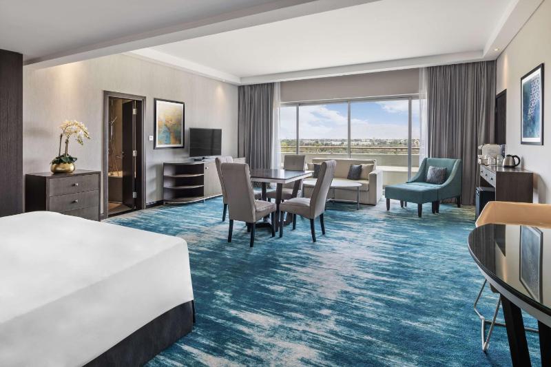 Suite with Balcony image 1