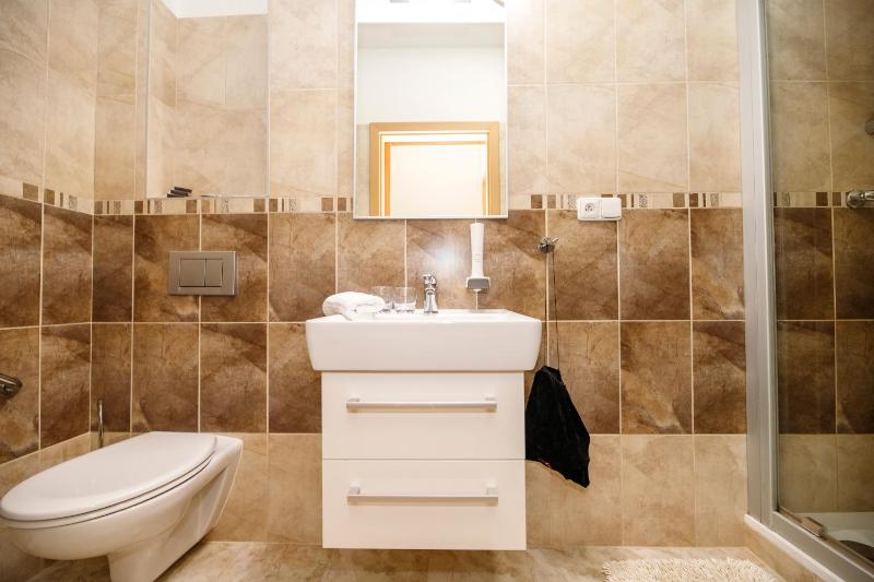 Triple Room image 3