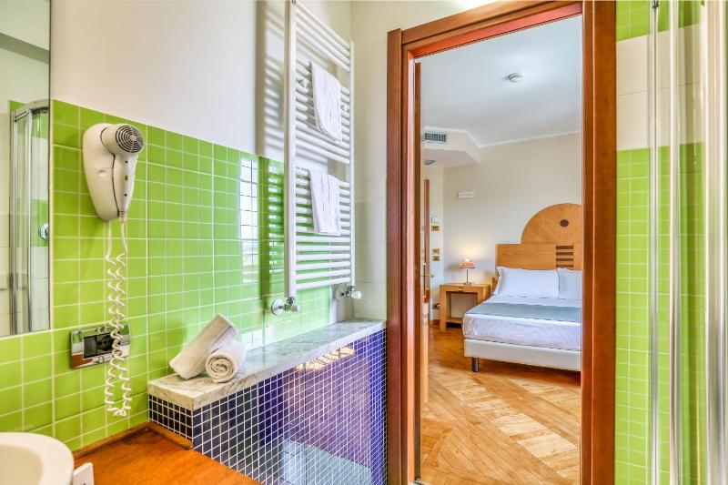 Hotel PentHouse - image 37