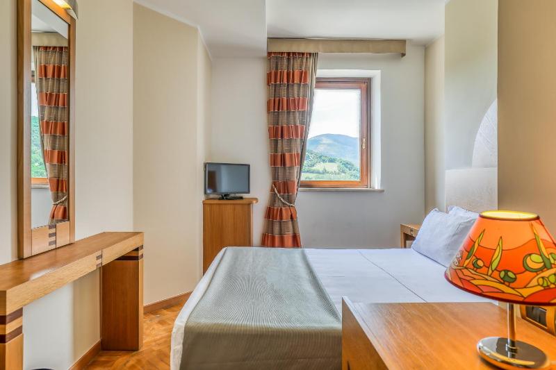 Hotel PentHouse - image 33