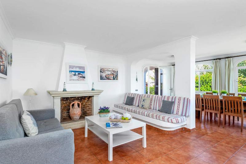 Villa Mercedes by Villa Plus - image 27