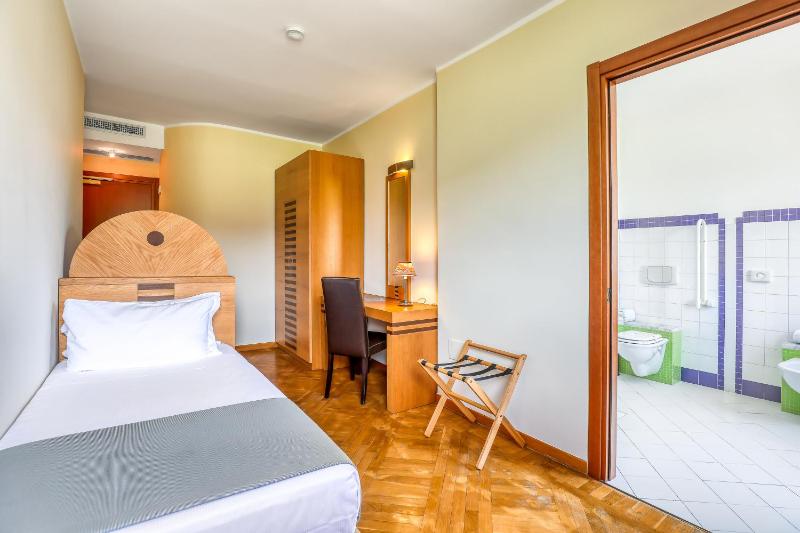 Hotel PentHouse - image 22