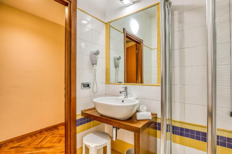 Hotel PentHouse - image 20