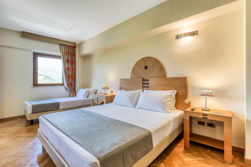 Hotel PentHouse - image 21