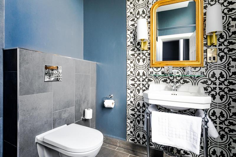 St Martins Lodge - image 7