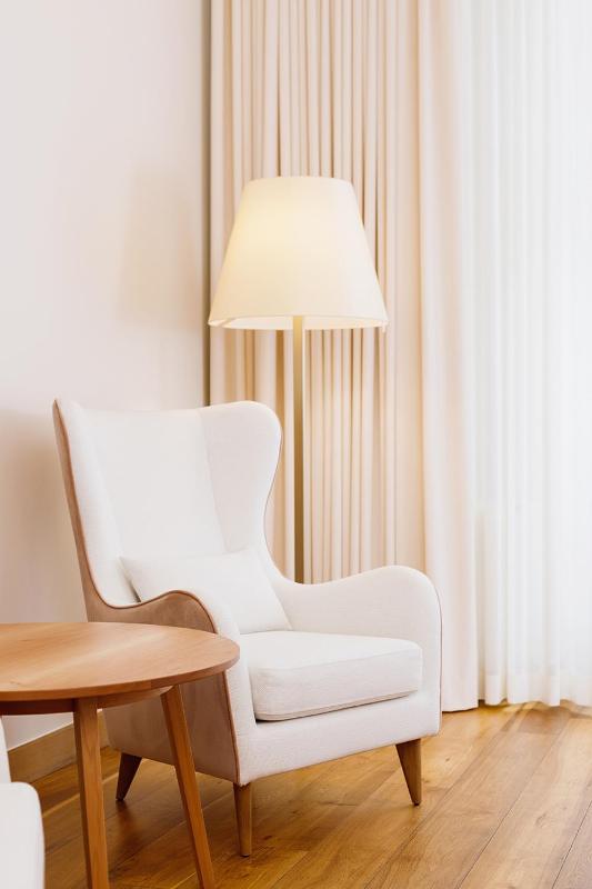 Executive Studio image 3