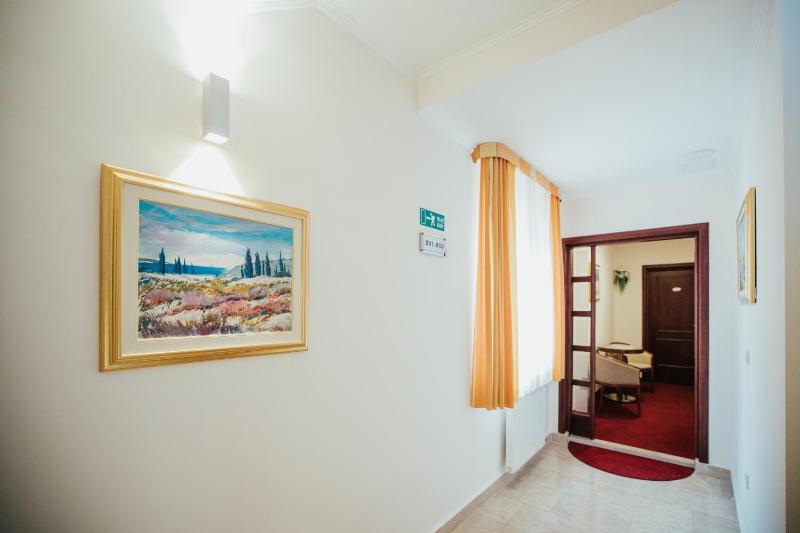 Comfort Double or Twin Room image 2