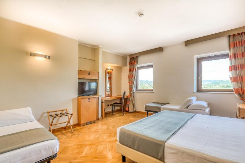 Hotel PentHouse - image 6