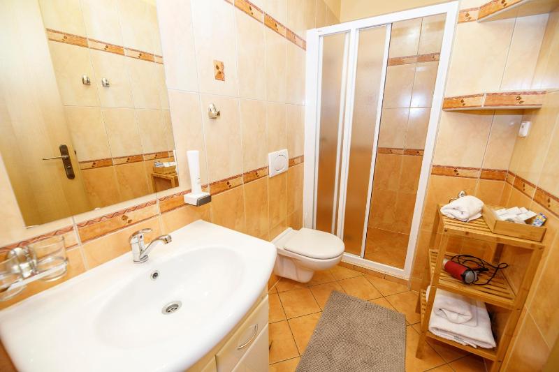 Apartment image 2
