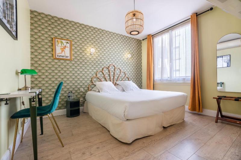 Standard Double Room image 1