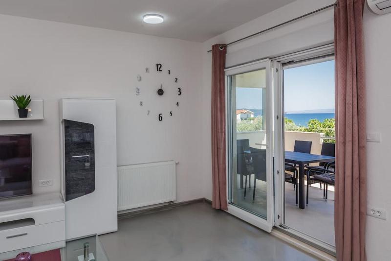 Beach apartment Anđela A2 - image 2