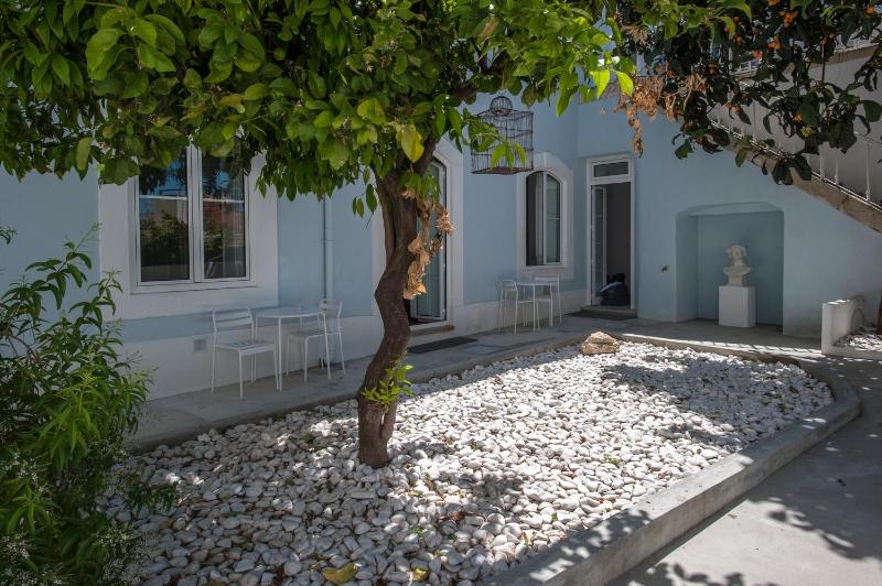 Superior Apartment image 1