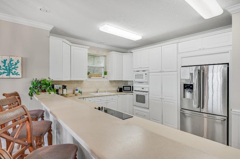 Five-Bedroom Villa image 3