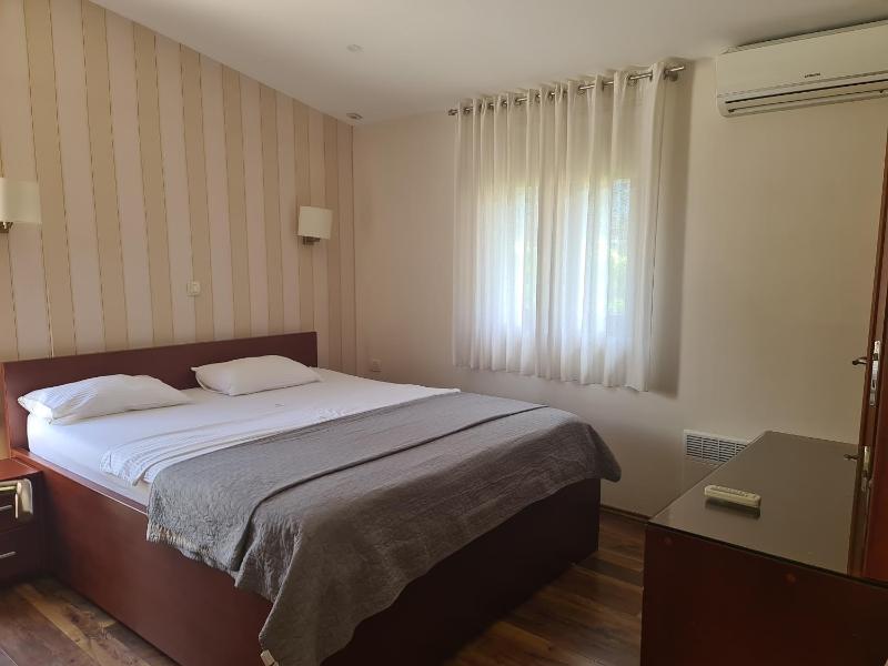 Three-Bedroom Apartment image 4