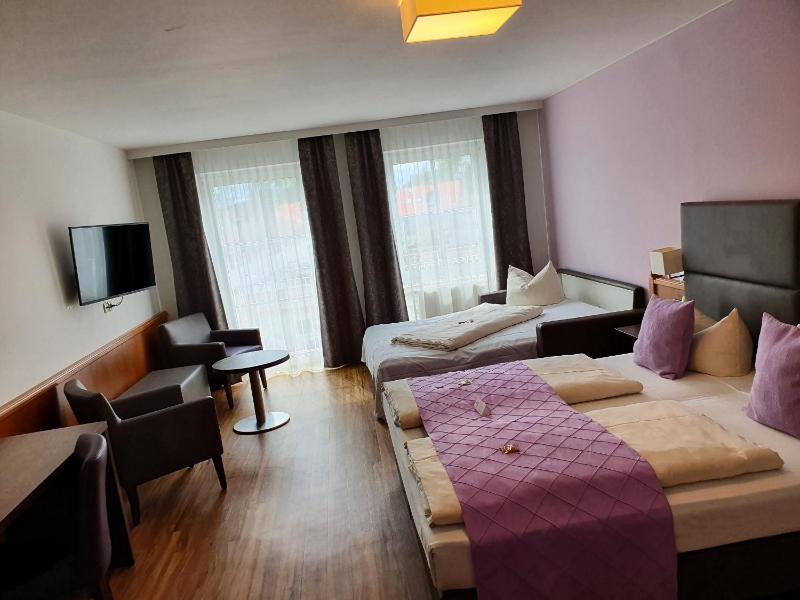 Triple Room image 4