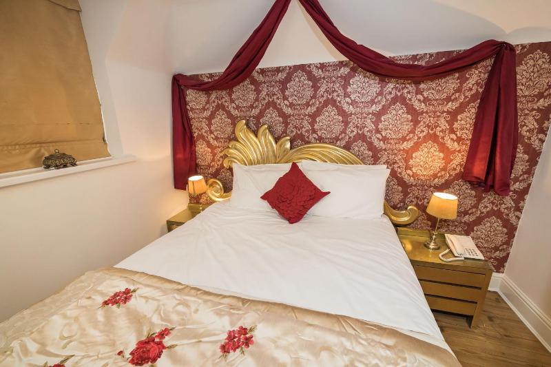 G Boutique Hotel - image 9