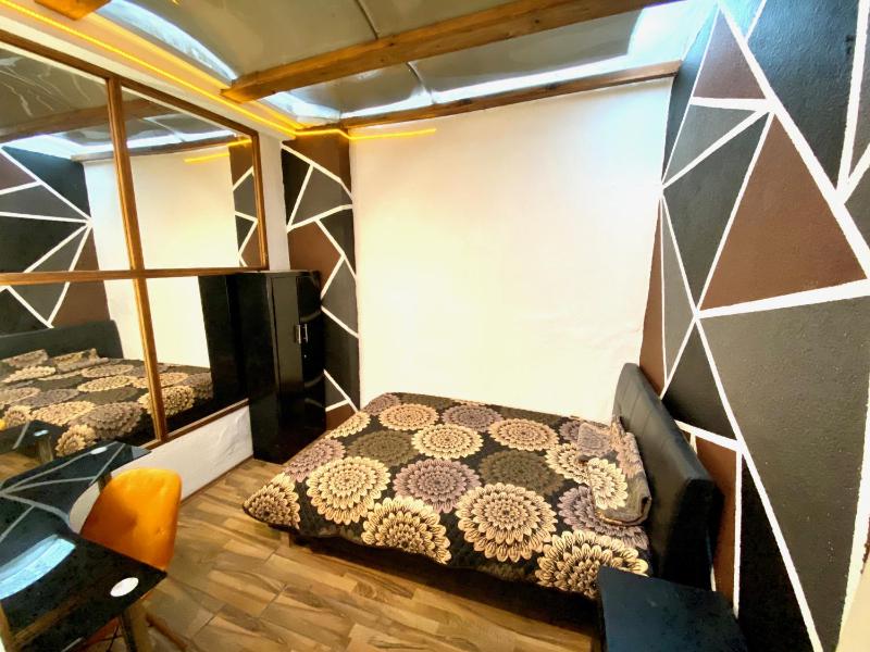 Roomies Hostel Condesa - image 10