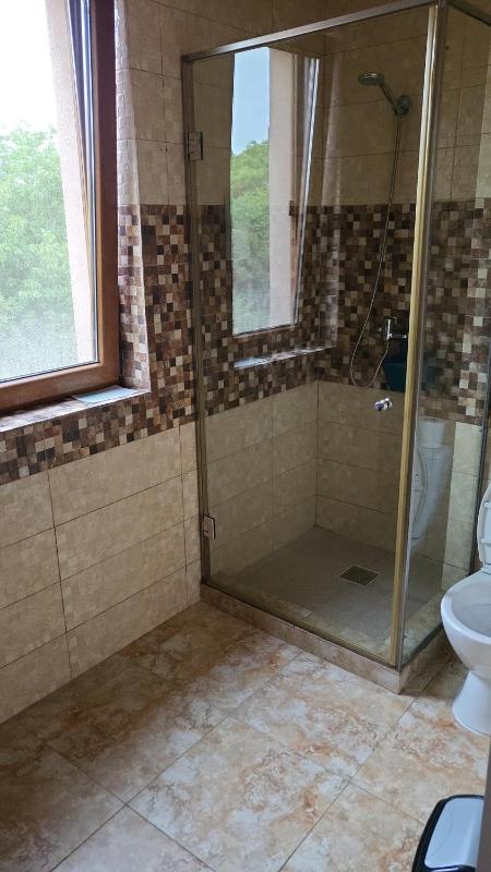 Twin Room image 3