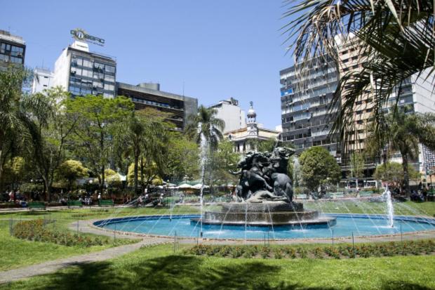 EL MEJOR LUGAR Departamento de Diseño en el mejor Barrio de Montevideo - image 12