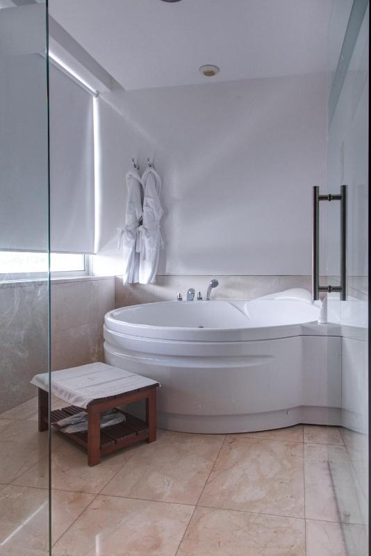 Executive Double Room image 4