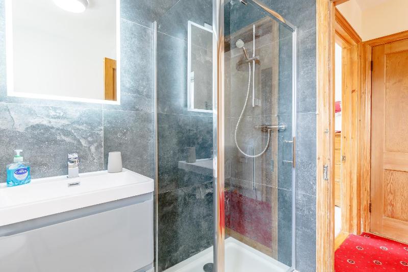 Bay View House - image 4