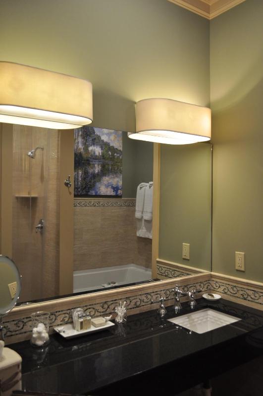 Junior Suite image 2
