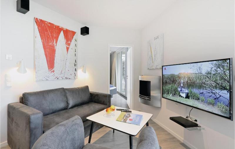 One-Bedroom Apartment image 1
