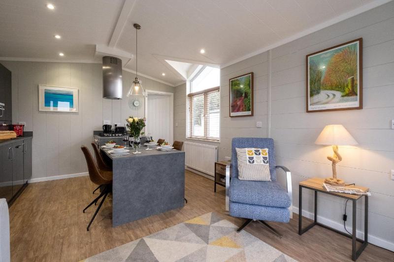 Savannah Lodge - Aldeburgh Coastal Cottages - image 10