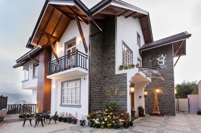 C I Residence - image 7