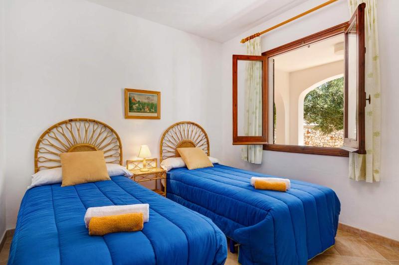 Villa Casa Blanca by Villa Plus - image 15