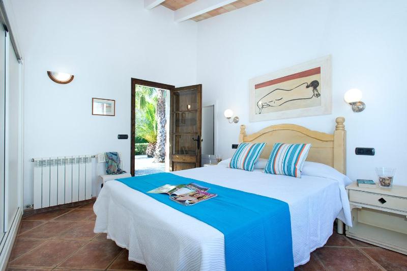 Villa Corralet by Villa Plus - image 13