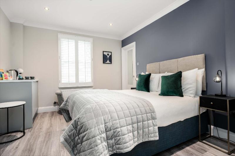Classic Double Room image 1