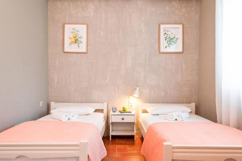 Dimitra's Garden - Holiday Apartments - image 14