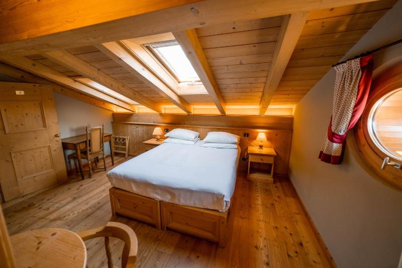 Double or Twin Room - Attic image 4