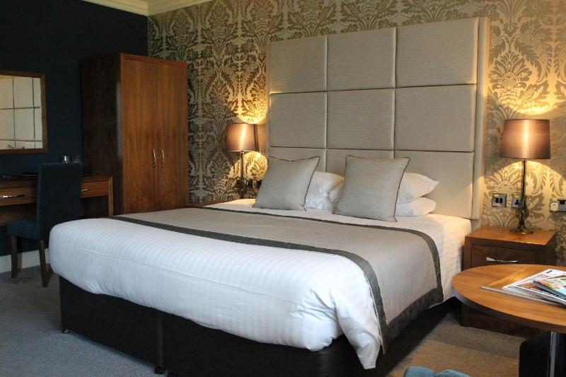 Superior Double Room image 3