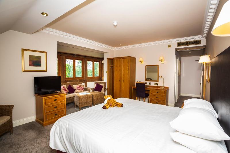 Standard Double Room image 4