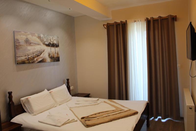 Double Room image 4