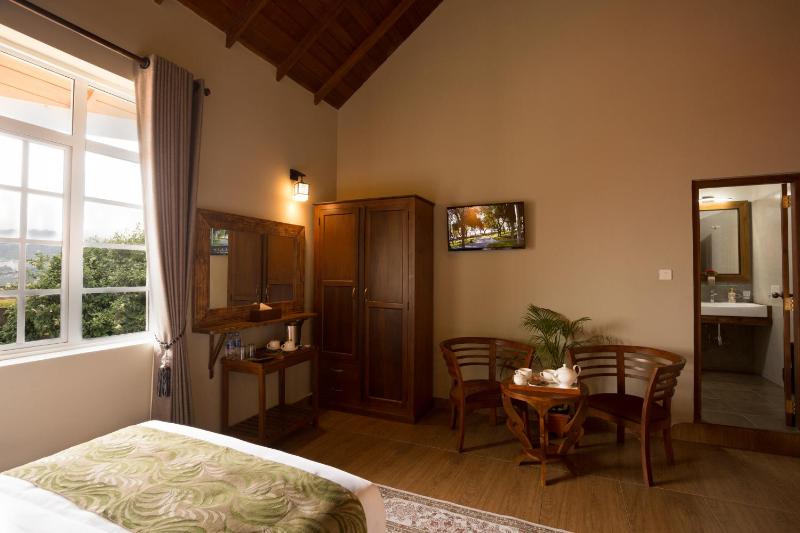 C I Residence - image 13